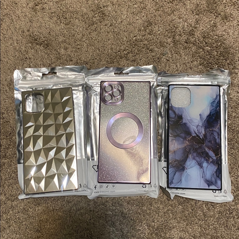 Set of Three Stylish IPhone 11 Pro Max Square Cases